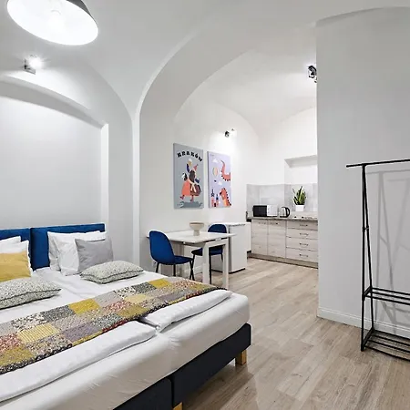 Urban Nest Szewska 21-r קרקוב
